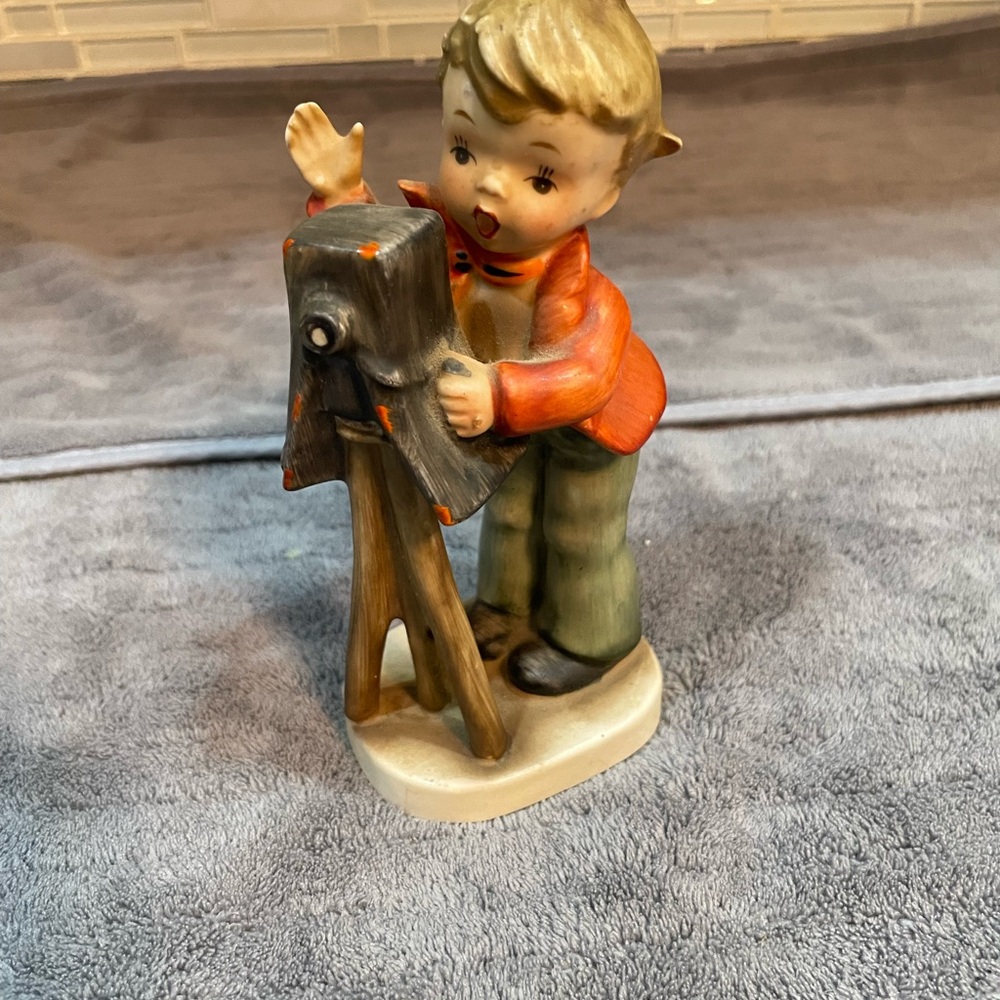 VTG Estate Napco Japan Cameraman 5 ½" Porcelain Figurine! 116